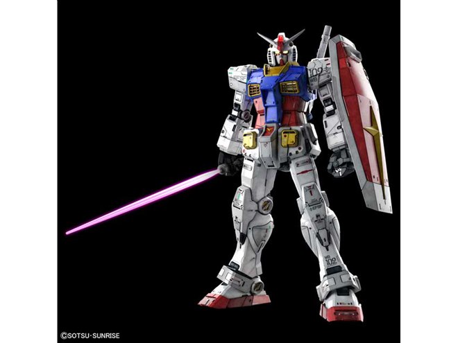 究極のガンプラ”「PERFECT GRADE UNLEASHED 1/60 RX-78-2 ガンダム」が12月発売 - 価格.com