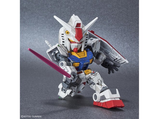 バンダイ、限定プラモ「SDガンダムクロスシルエット RX-78F00