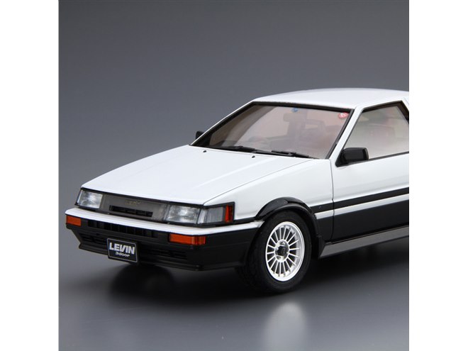 ハチロク王道スタイル”を再現、イントラ製ホイール付き「トヨタ AE86