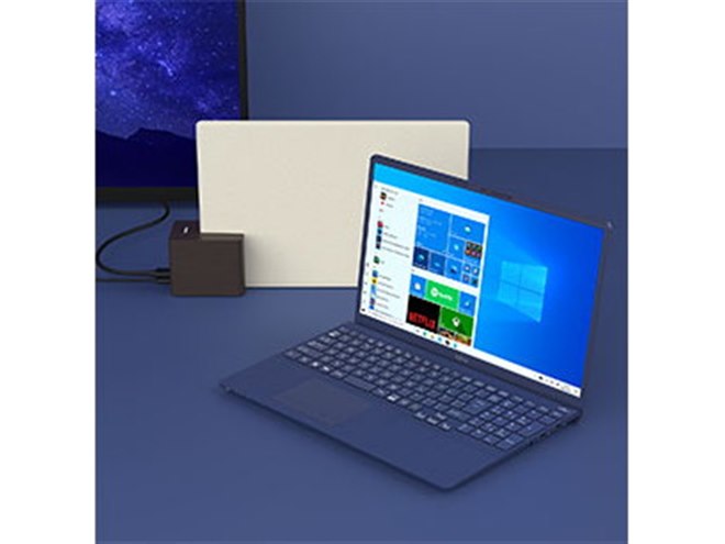 富士通 LIFEBOOK UH9/E3（Core i7 モデル） 富士通、世界最軽量を大幅に更新した13.3型モバイル「LIFEBOOK