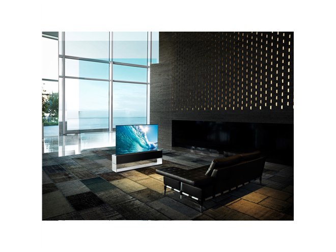 約900万円以上、ロール収納式の65型有機ELテレビ「LG SIGNATURE OLED R