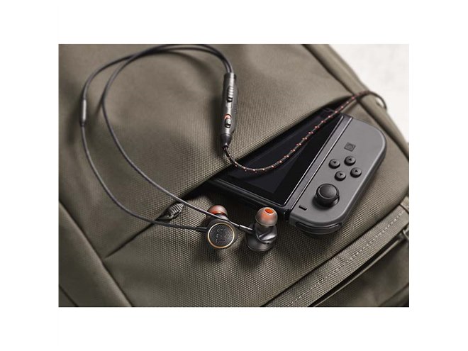 JBL、税別2,880円の有線ゲーミングイヤホン「JBL Quantum 50」 - 価格.com