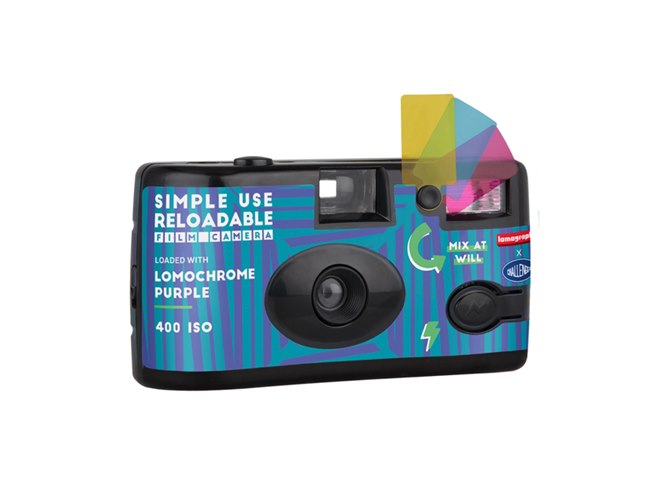 デジタルカメラ Lomography Compact Camera LOMOGRAPHY×CHALLENGER、田口悟氏デザインを施したフィルムカメラ