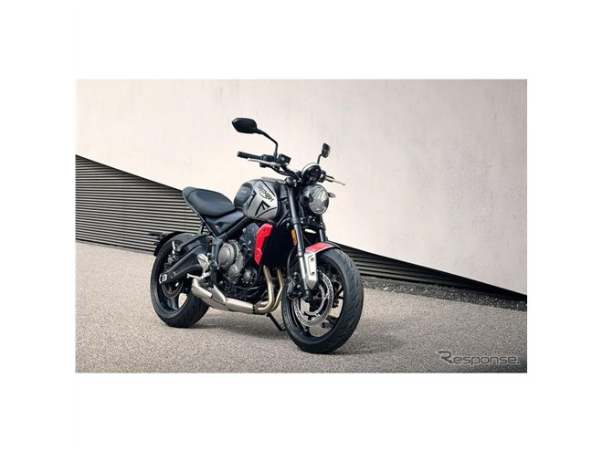 新品同様 TRIUMPH トライアンフ トライデント660純正ミラー Triumph トライアンフ トライデント660 純正ミラー