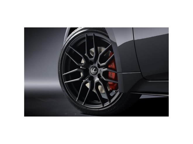 レクサスIS」のマイナーチェンジモデル発売 特別仕様車“Fスポーツ 