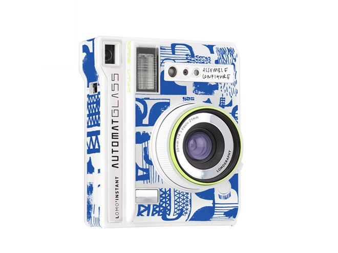 ロモ、Laura Slater氏コラボのインスタントカメラ「Assemble Configure