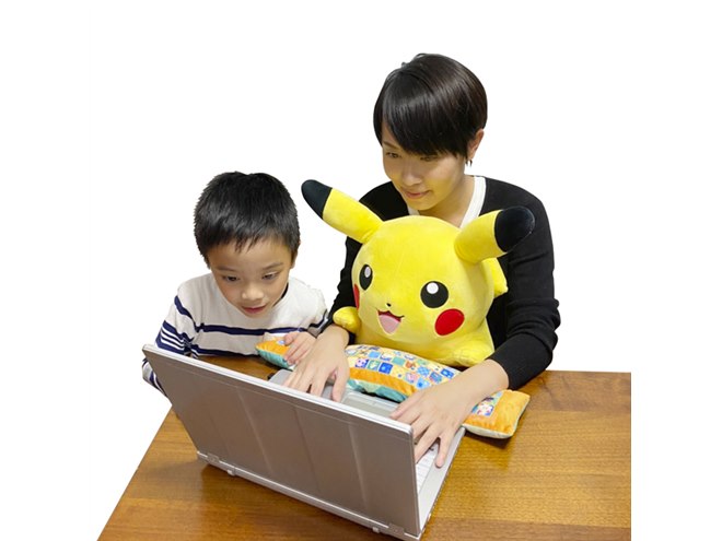 ピカチュウ」のPCクッションが予約開始、着脱可能なアームレスト
