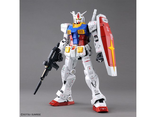 バンダイ、“究極のガンプラ”「PG UNLEASHED RX-78-2」2月生産分を一般発売へ - 価格.com