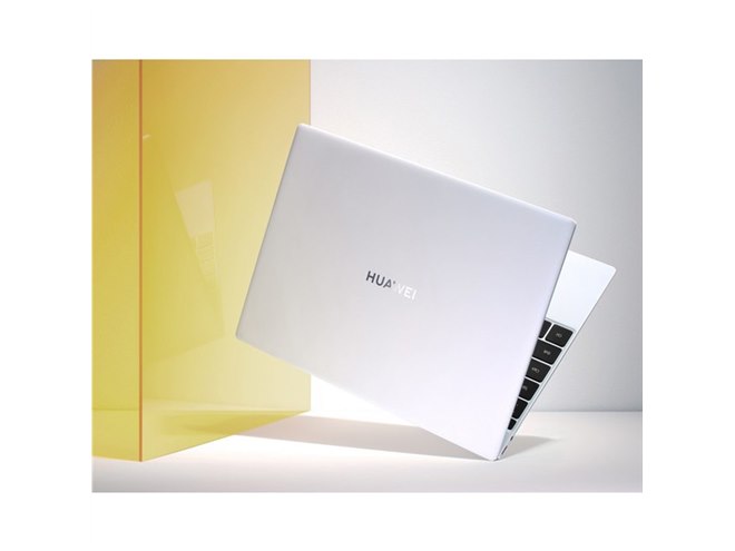 ファーウェイ、重さ約1kgの薄型・軽量13型ノートPC「MateBook X