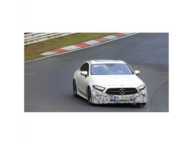 CLC』が4ドアクーペで復活？ ニュルに現れた謎のプロトタイプの正体は