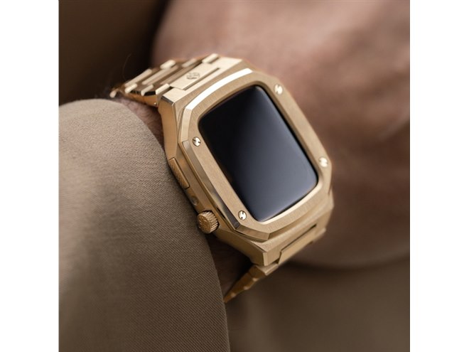 132,000円から、メタルブレスレット採用の高級Apple Watchケース 132,000円から、メタルブレスレット採用の高級Apple Watchケース