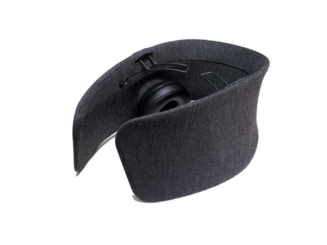 Shiftall、ヘッドホンとパーティションを一体化した「WEAR SPACE