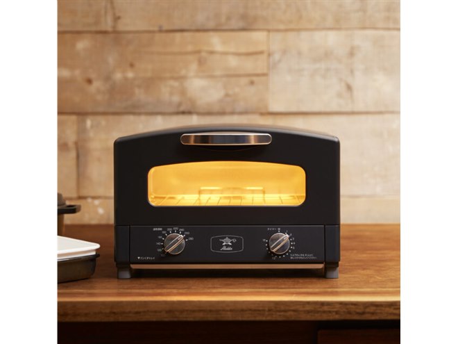 アラジントースターに冬のシーズナルカラー、直販限定「SNOW WHITE