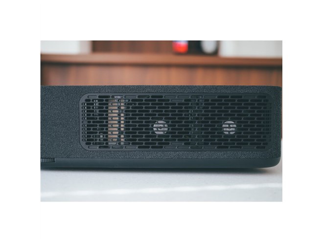 VAVA、超短焦点4Kプロジェクター「VA-LT002」に新色ブラックを限定発売