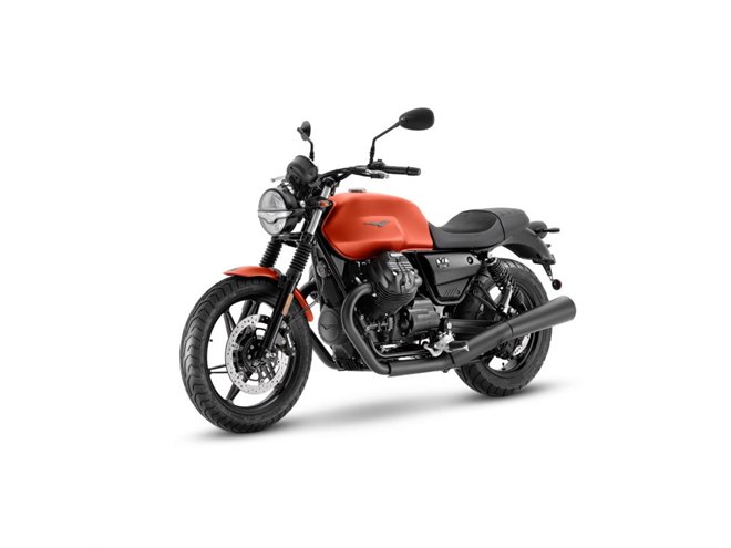 モト・グッツィが新型「V7」を発表 よりパワフルな850ccの新エンジンを