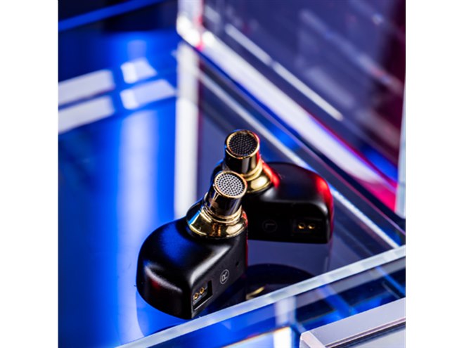 SONY - t-800 新品ハイブリッドイヤホンVento Conductor ダルマオーディオ、「Vento Conductor」第1弾のハイブリッド