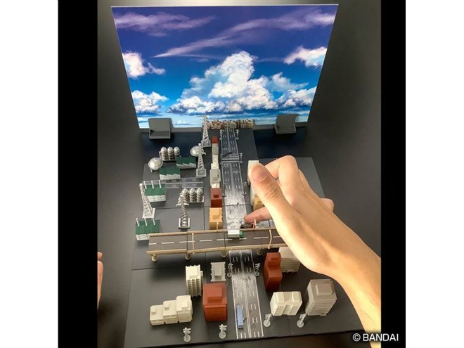 HGガシャポンと“特撮撮影”できる「HGストラクチャー」、高速道路