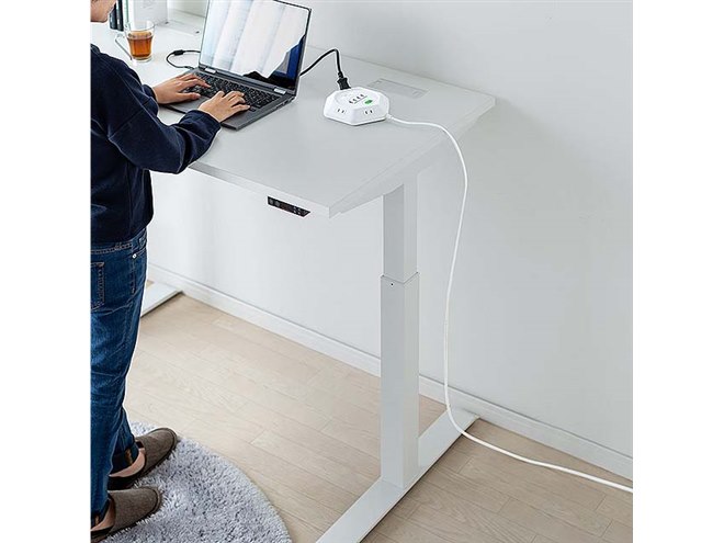 サンワ、USB充電ポート付きの六角形タップ「700-TAP043」 - 価格.com