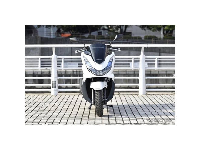 ホンダ PCX125 試乗】エンジン＆車体をフルチェンジ！全方位「死角なし