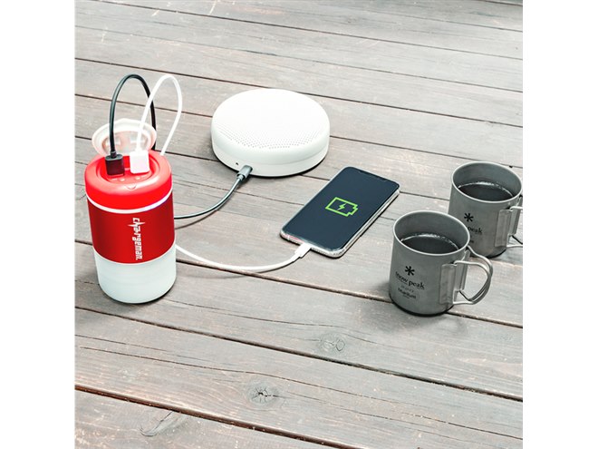 ソーラーパネルや自転車からも充電できるモバイルバッテリー「チャージ