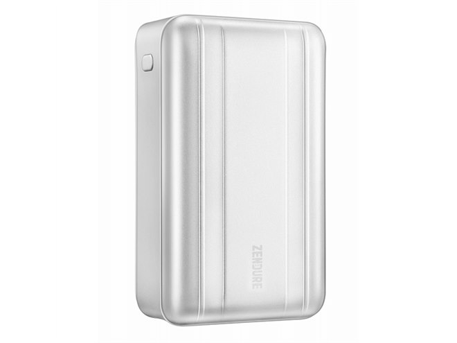 二子玉川蔦屋家電、Zendureのモバイルバッテリー「SuperTank Pro」展示