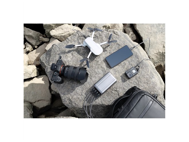 二子玉川蔦屋家電、Zendureのモバイルバッテリー「SuperTank Pro」展示