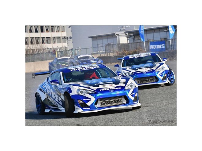 トーヨータイヤ R888R の魅力、D1マシンのフォーメーション
