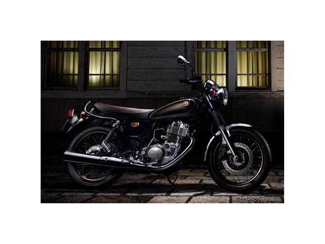 43年の歴史に幕 ヤマハのロングセラーバイク「SR400」に最終モデル登場