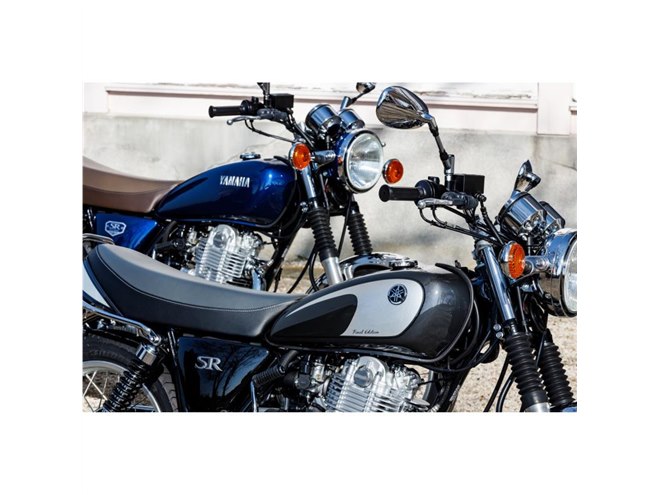 43年の歴史に幕 ヤマハのロングセラーバイク「SR400」に最終モデル登場
