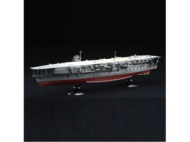 旧日本海軍（帝国海軍）航空母艦　加賀　フルハル　1/700スケール フジミ模型 1/700 帝国海軍シリーズ No.33 日本海軍航空母艦 加賀 三段