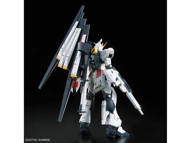 バンダイ、ガンプラ「RG 1/144 νガンダム」（4月発送分）を