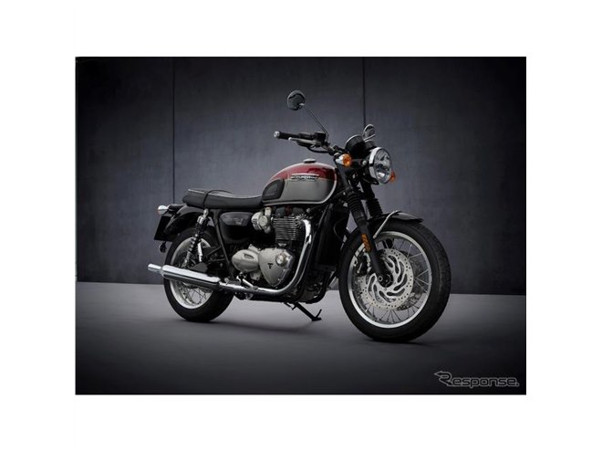 NewRay トライアンフ ボンネビル トライアンフのニューモデル「ボンネビル ボバー ブラック」を最速で