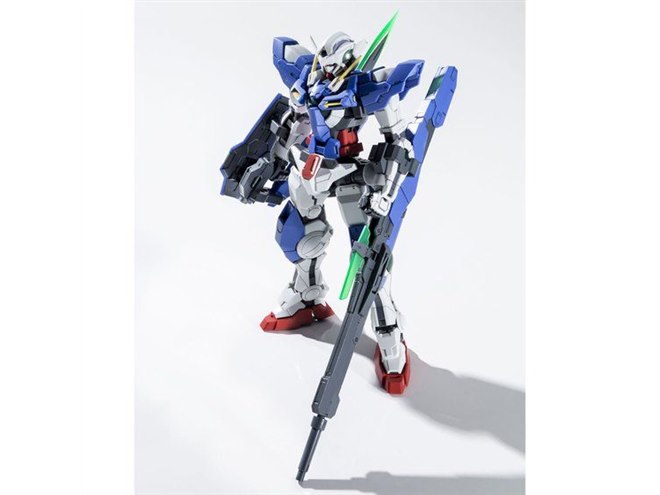 バンダイ、GNロングライフル装備の「MG ガンダムエクシア リペアIII