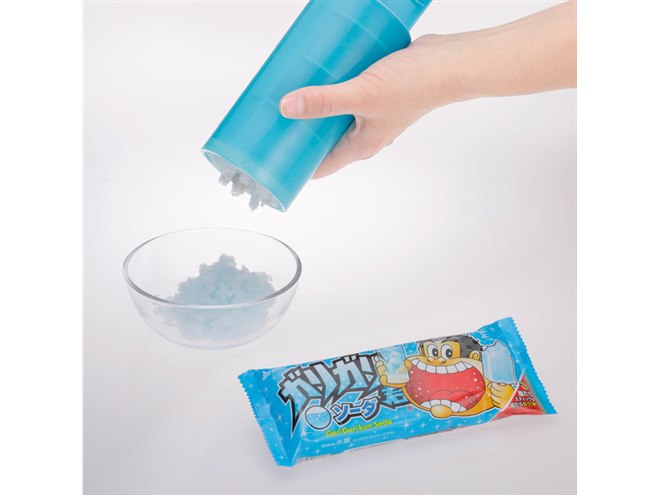 タカラトミー×赤城乳業、「ガリガリ君」用のカキ氷機を10年ぶりに復刻