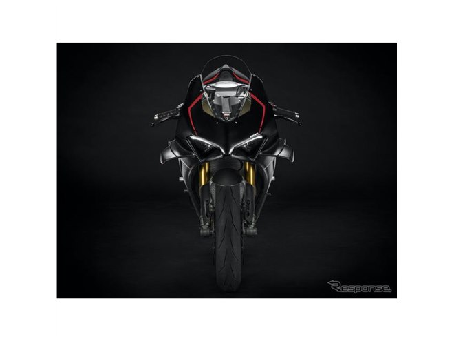 ドゥカティ パニガーレV4 SP 日本導入…ホモロゲ仕様より速い