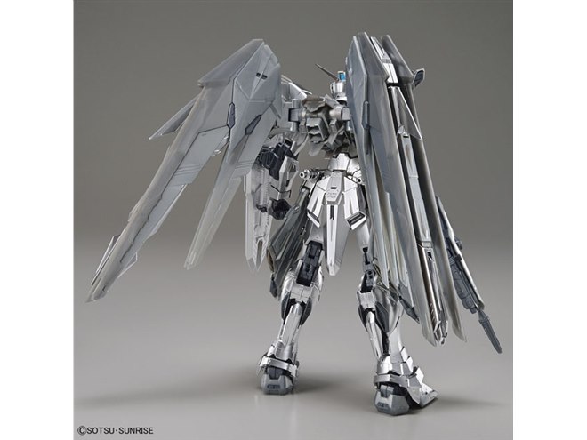 9,900円、シルバーコーティングの限定MGガンプラ「フリーダムガンダム Ver.2.0」 - 価格.com