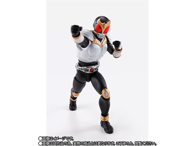 仮面ライダークウガ」グローイングフォームを再現、拳銃