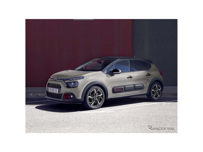 シトロエンC3 改良新型】シックなマットディープレッドでドレスアップ