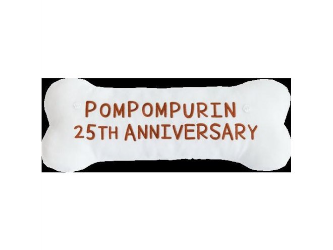 バンダイ、25周年を記念した「ポムポムプリン」をPCクッション化