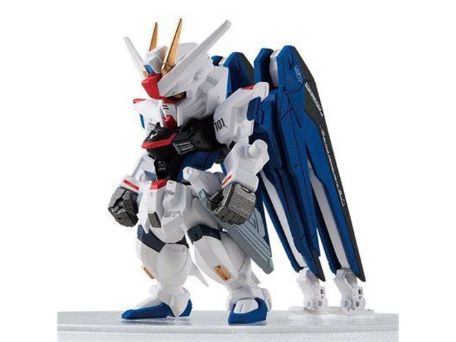 FW GUNDAM CONVERGE」上海の実物大フリーダムガンダム立像が登場 - 価格.com