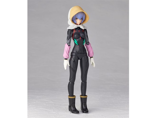 シン・エヴァンゲリオン劇場版より、農作業着姿のアヤナミレイが初立体