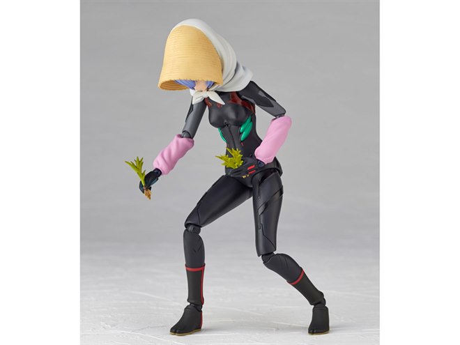 シン・エヴァンゲリオン劇場版より、農作業着姿のアヤナミレイが初立体