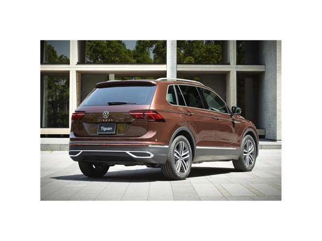 80%溝有23年式！ＶＷフォルクスワーゲン ティグアン 純正17インチ 80%溝有23年式！VWフォルクスワーゲン ティグアン 純正17