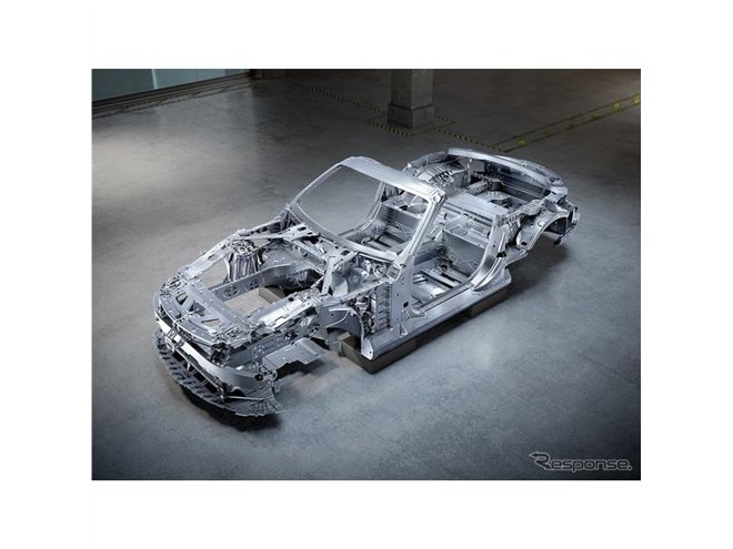 メルセデスAMG SL 開発中、ホワイトボディの写真…単体重量は約