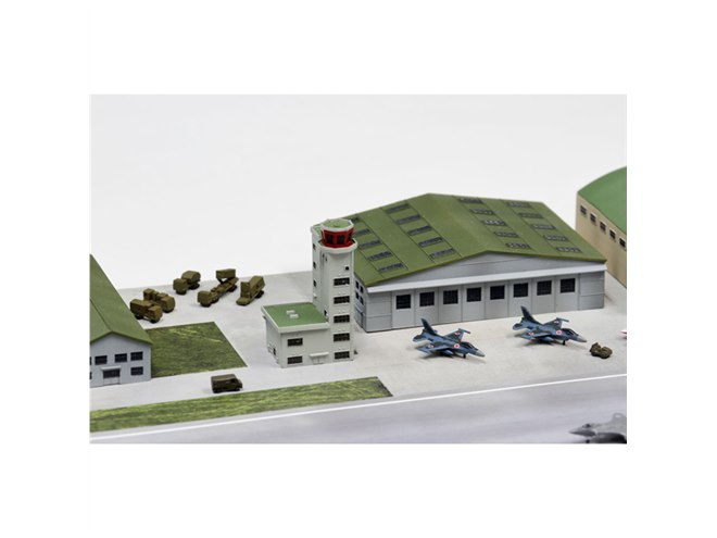 ブランド一覧 | ワールド オンラインストア F-35やC-2、AWACSなどが付属する「1/700 航空自衛隊基地 2 航空機・ヘリコプター