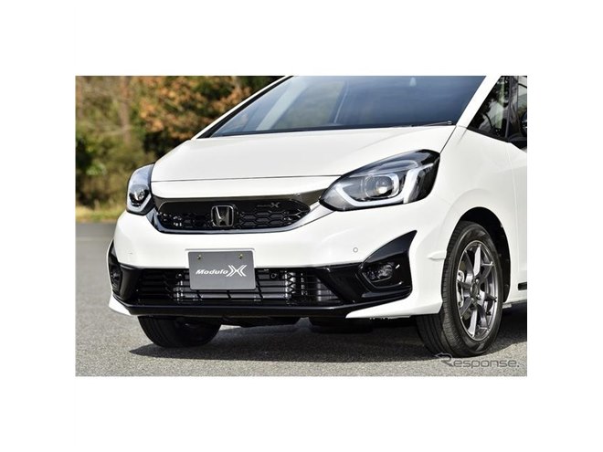 ホンダ フィット 改良新型】モデューロX登場、専用グリル装着でクール