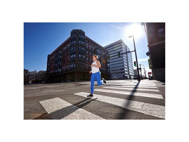 ウォーキング・ランニングウェア Garmin FOREATHLETE55 ForeAthlete 55 White | スマートウォッチ | Garmin 日本