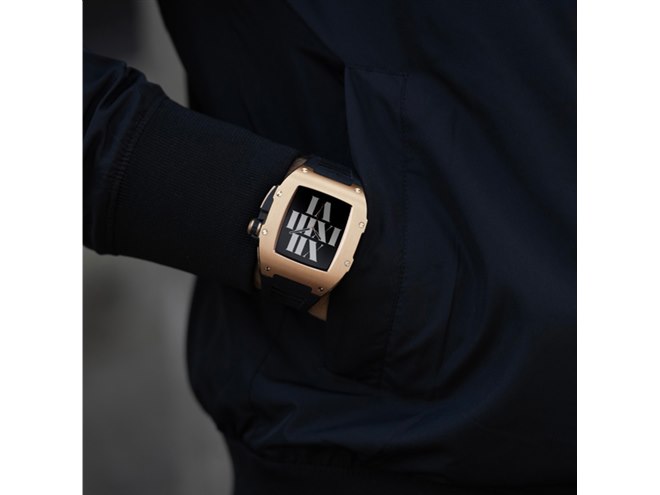 143,000円～、22gまで軽量化した高級Apple Watchケース「RSシリーズ