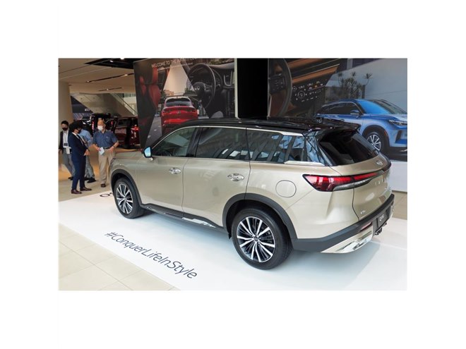 日産が新型「インフィニティQX60」を発表 ブランドを支える基幹SUVが