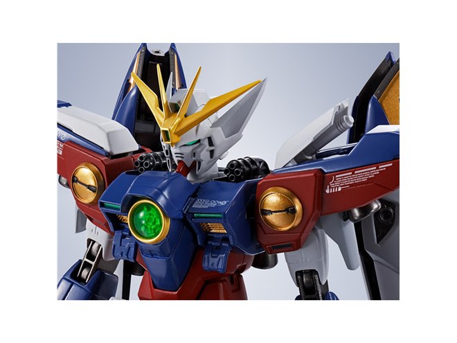完全新規造形の「METAL ROBOT魂 ウイングガンダムゼロ